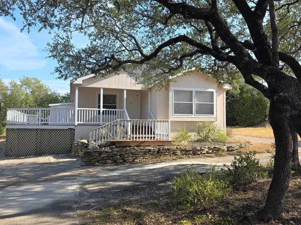 1467 Live Oak Dr, Canyon Lake, TX 78133