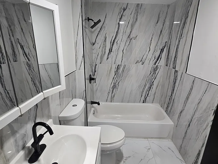 80 N 9th St #G1 — Photo 5