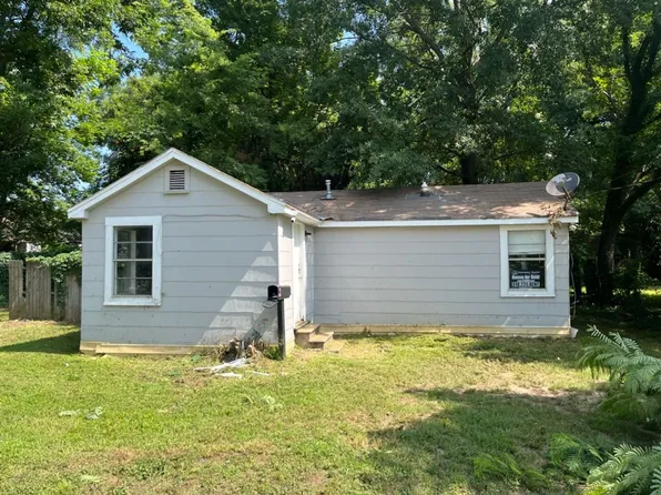 2201 Naples St, Bossier City, LA 71112