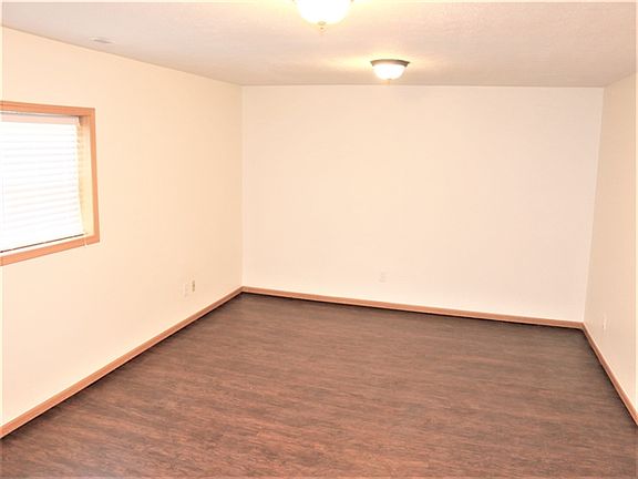 5th image of 11675 Bridgewater Dr