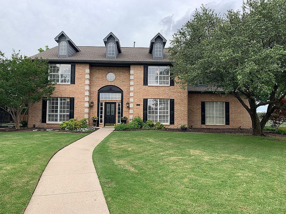 1st image of 305 Preakness Cir