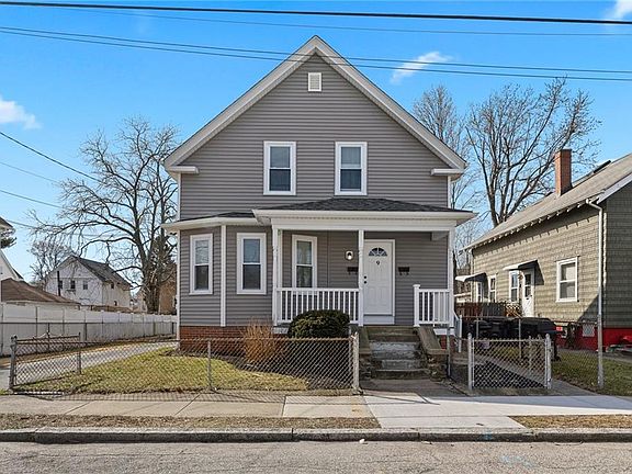 4th image of 9 Russell Ave