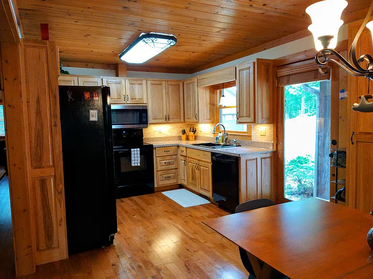 386 Arbor Dr — Photo 15