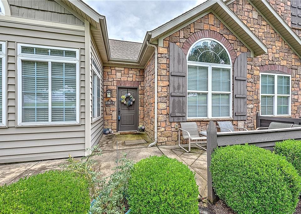 1st image of 2367 W Wolf Run Dr APT 4