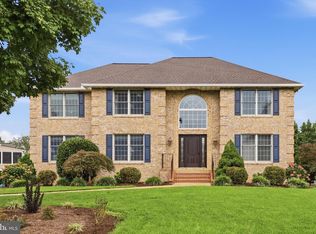 19211 Olde Waterford Rd, Hagerstown, MD 21742