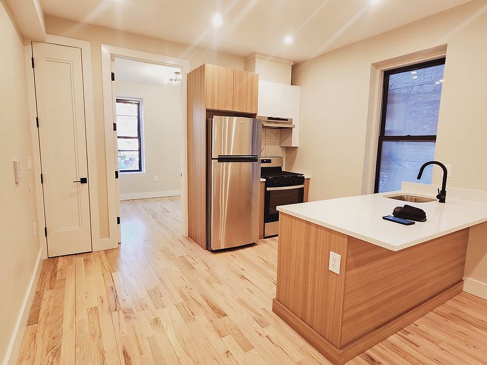 1st image of 108 Lembeck Ave #1C
