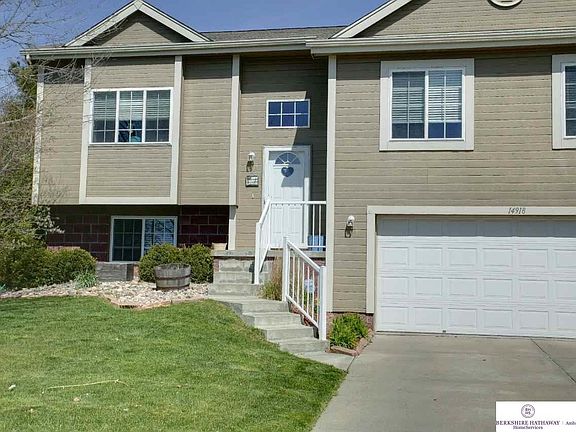 2nd image of 14918 Vernon Ave