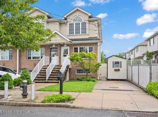 95 Lorraine Ave, Staten Island, NY 10312