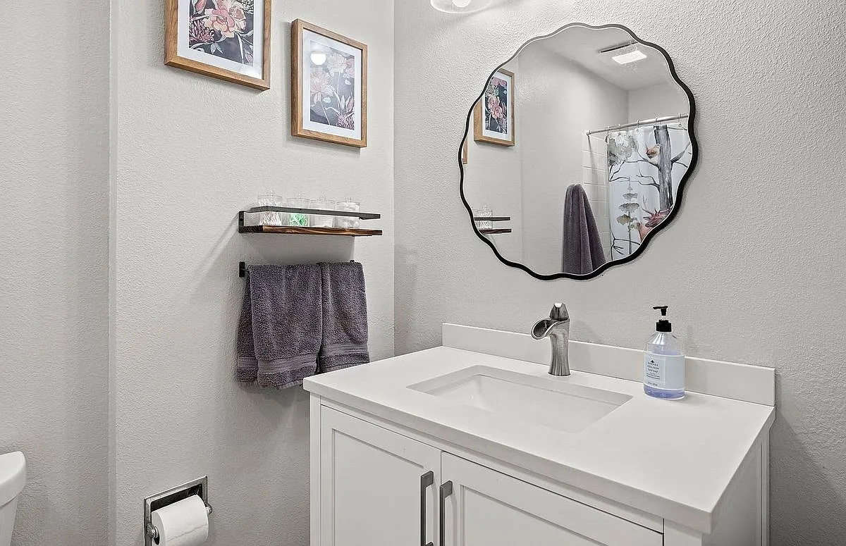 Studio, 1.0 bath, 1311 sqft, $2,778 — Photo 1