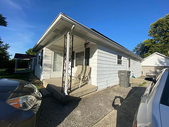 2nd image of 2851 S Randolph St