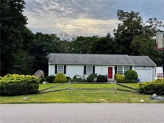 5th image of 11 Wilder Ave