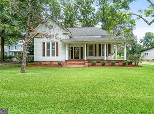 106 Howard St, Byron, GA 31008