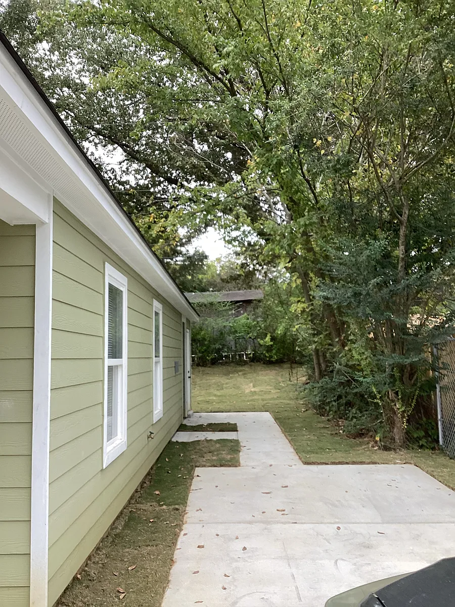 Building Photo - 4483 Sunny View Dr