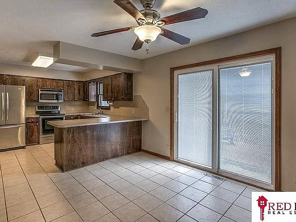 4th image of 5005 N 107th St