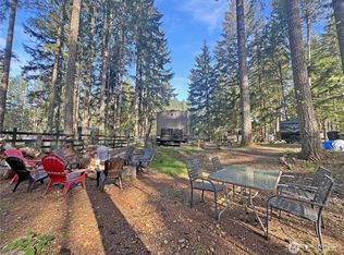 1220 N Cod Pl, Hoodsport, WA 98548