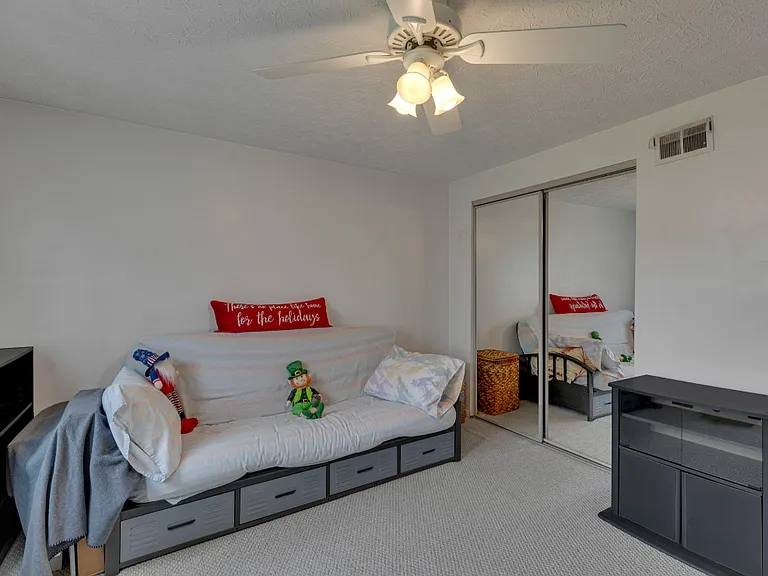 703 Cherry Hollow Rd — Photo 3