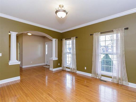 5th image of 639 Tanya Court Dr