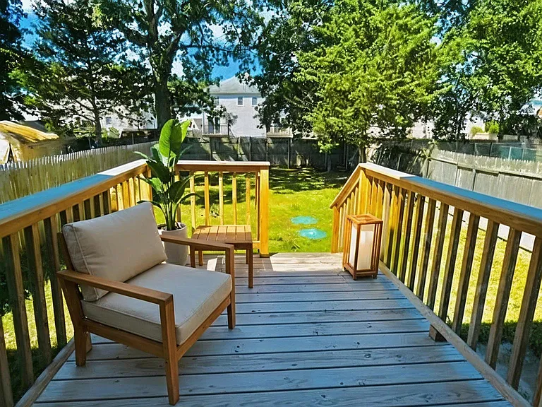 21 Saratoga Rd #21 — Photo 10