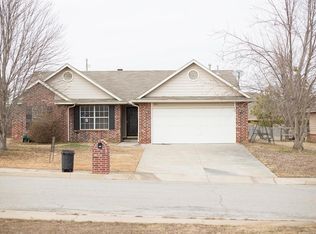 601 W Dogwood St, Coweta, OK 74429