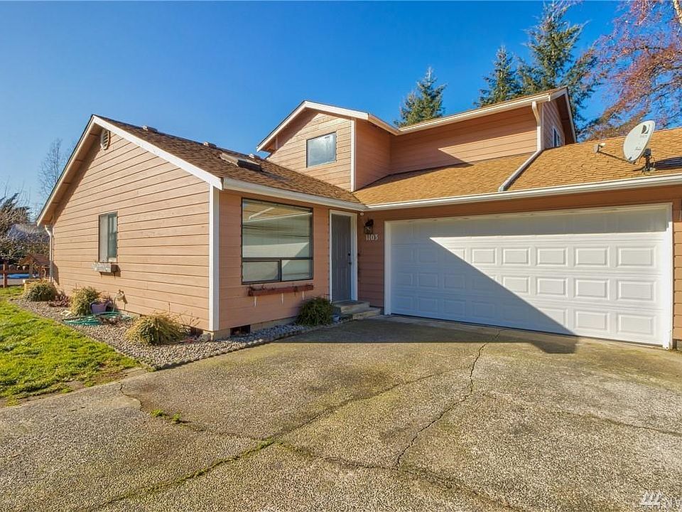 1st image of 1103 Langridge Ct NW