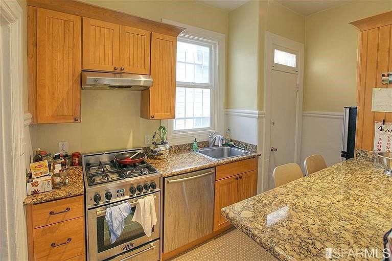 1st image of 114 Belvedere St #114/1