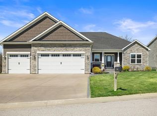 104 Chattan Dr, West Lafayette, IN