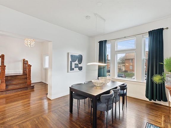 4th image of 4003 Forest Ave