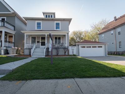 2831 S Ellen St, Milwaukee, WI, 53207