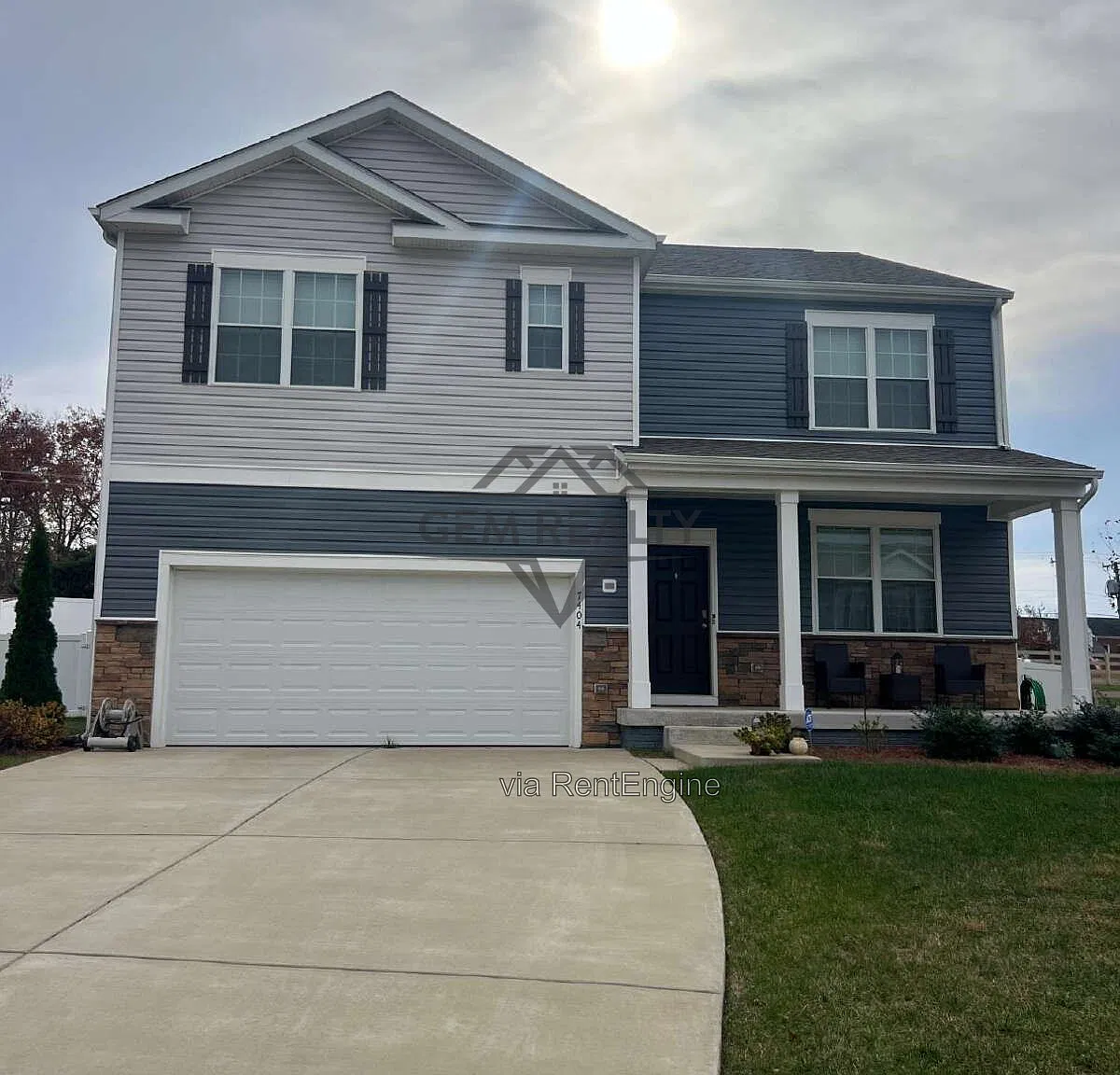 5 bed, 3.0 bath, 2914 sqft, $3,500 — Photo 1