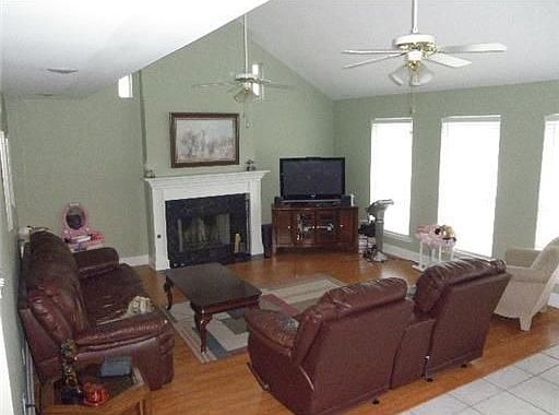 3rd image of 4108 Saint Blase Dr