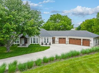 7905 Monticello Rd, Shawnee, KS 66227