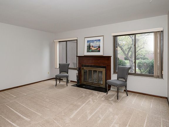 4th image of 2131 Willowick Dr