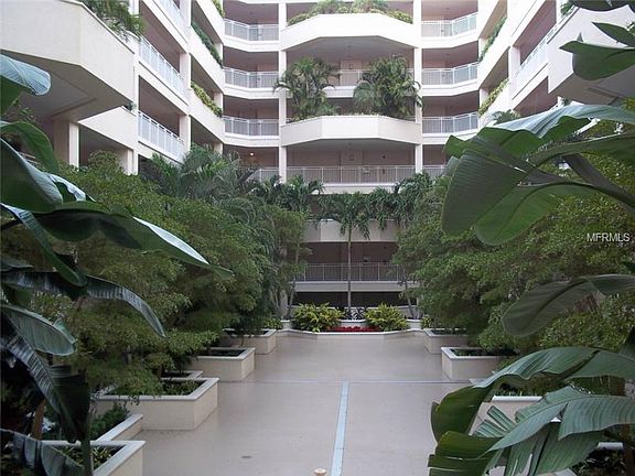 3rd image of 3730 Cadbury Cir APT 405