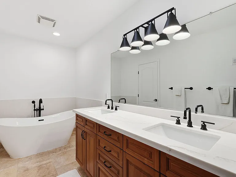 6300 E Cochise Ave — Photo 18