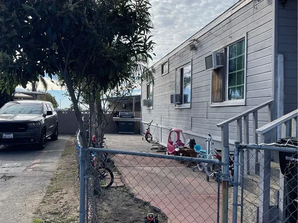 250 N Linden Ave Space 258, Rialto, CA 92376