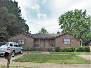 103 Skyhaven Dr, Jackson, TN 38305