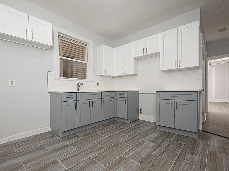 1st image of 20 Seymour Ave #2