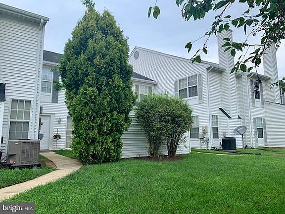 3rd image of 11541 Joyceton Dr #30-4