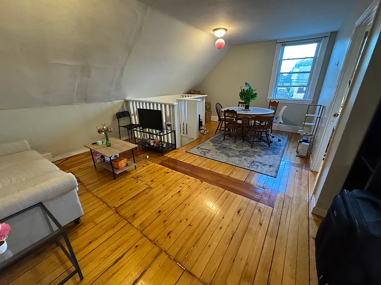 384 Hope St #3 — Photo 9