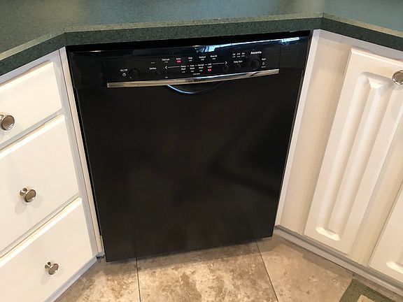 4th image of 9005 Saint Andrews Way