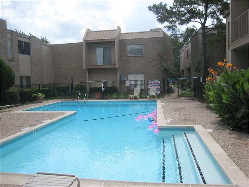 1st image of 1115 Augusta Dr APT 43