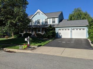 4435 Jodi Ct, Bethlehem, PA 18020