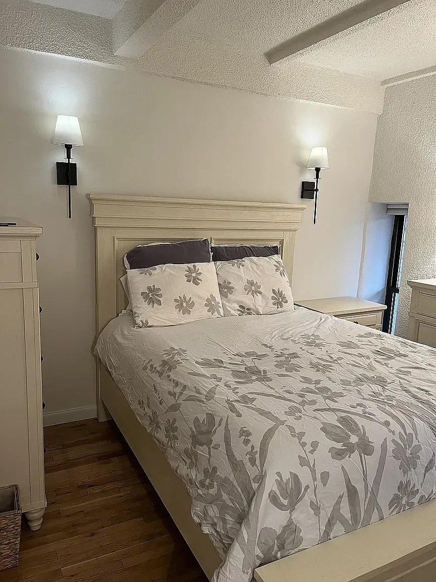 160 Bleecker Street — Photo 1