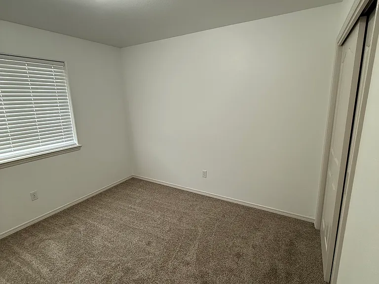 2206 Lila Ave #1 — Photo 7