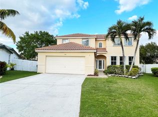 1582 Elm Grove Rd, Weston, FL 33327