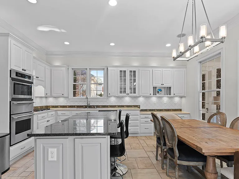 102 N Cove Dr — Photo 11