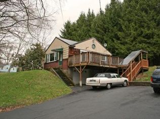 998 New Sherborn Rd, Athol, MA 01331