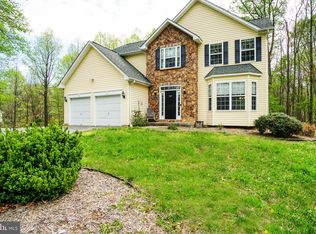 5960 Rosecroft Pl, Hughesville, MD 20637
