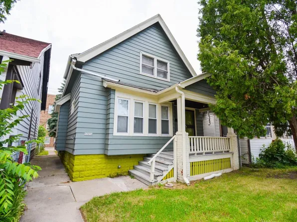 3205 North 35th STREET, Milwaukee, WI 53216