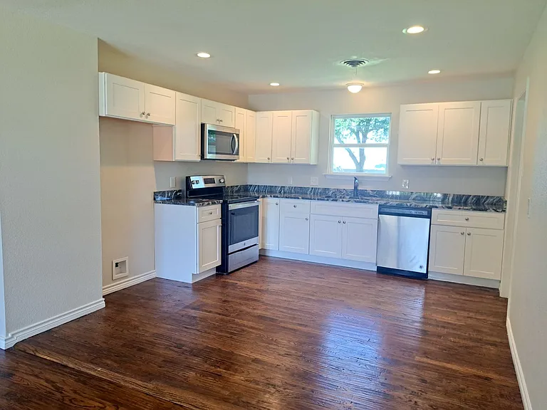 59042 William Brewster Dr — Photo 7